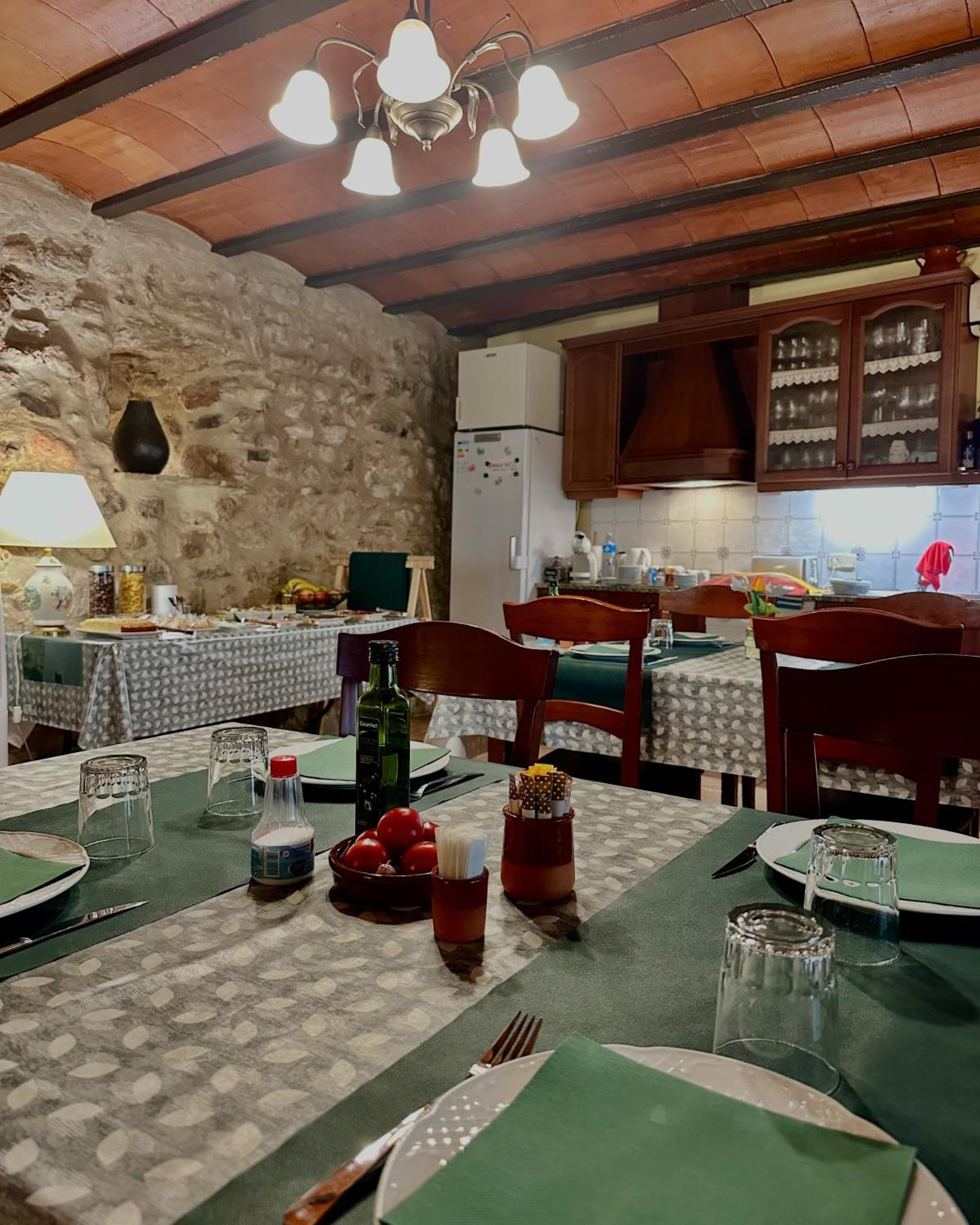 Turisme Rural Genis * Peralada